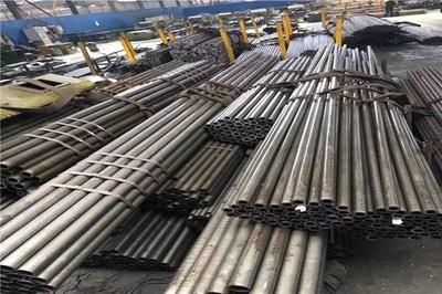 融璽鋼鐵 匠心鑄造，無(wú)縫鋼管的卓越之路